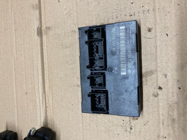 bontott VW GOLF V Komfort Elektronika