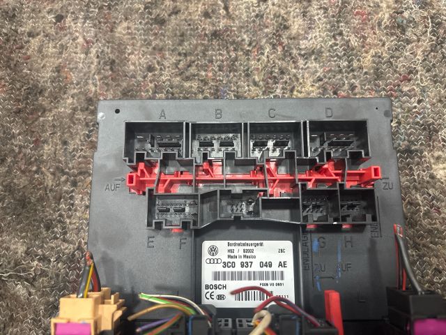 bontott VW GOLF V Komfort Elektronika