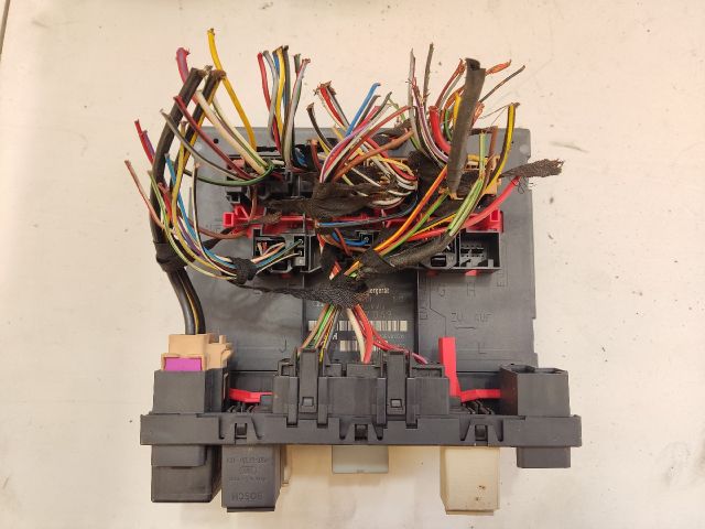 bontott VW GOLF V Komfort Elektronika