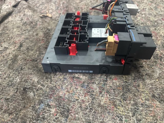 bontott VW GOLF V Komfort Elektronika