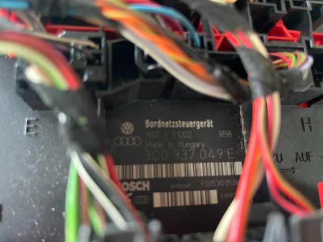 bontott VW GOLF V Komfort Elektronika