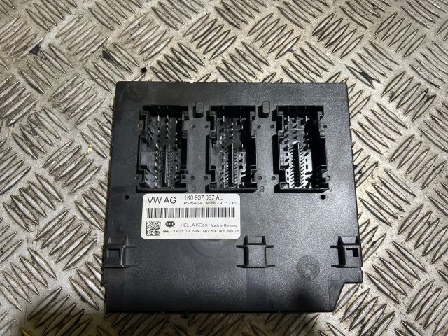 bontott VW GOLF V Komfort Elektronika