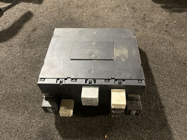 bontott VW GOLF V Komfort Elektronika