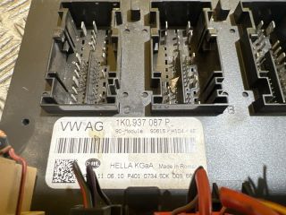 bontott VW GOLF V Komfort Elektronika