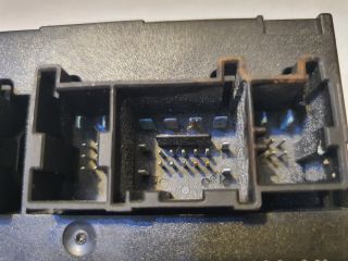 bontott VW GOLF V Komfort Elektronika