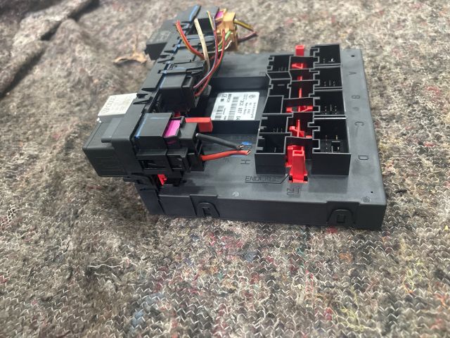 bontott VW GOLF V Komfort Elektronika