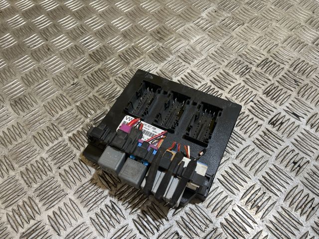 bontott VW GOLF V Komfort Elektronika