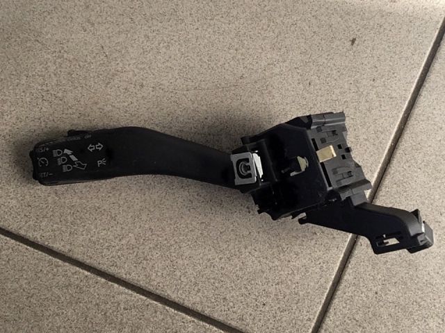 bontott VW GOLF V Komplett Kormánykapcsoló (Bajuszkapcsoló)