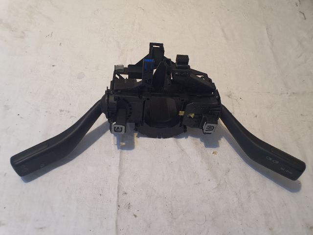 bontott VW GOLF V Komplett Kormánykapcsoló (Bajuszkapcsoló)