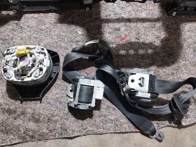 bontott VW GOLF V Komplett Légzsák Szett