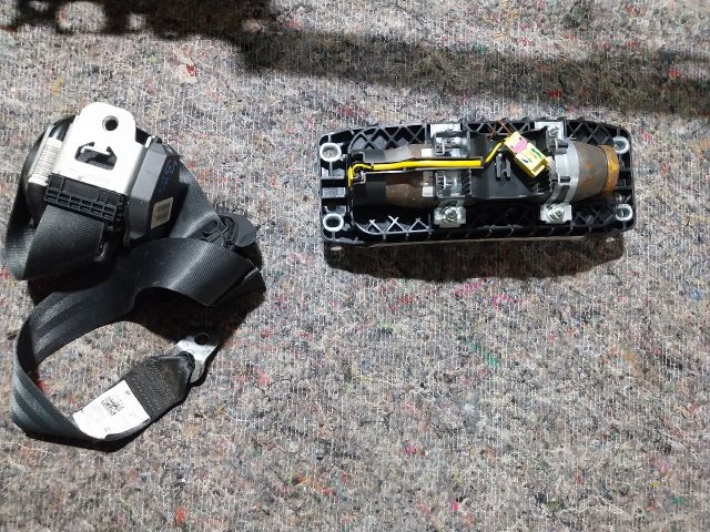 bontott VW GOLF V Komplett Légzsák Szett