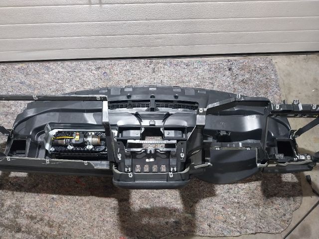 bontott VW GOLF V Komplett Légzsák Szett