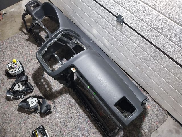 bontott VW GOLF V Komplett Légzsák Szett