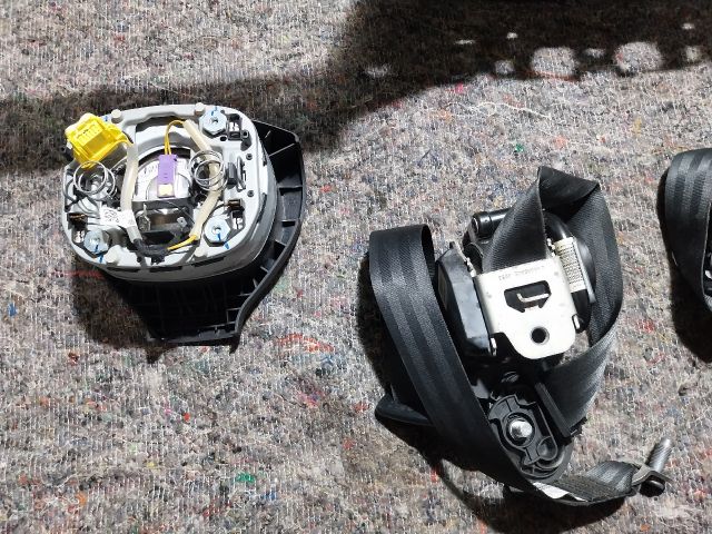 bontott VW GOLF V Komplett Légzsák Szett