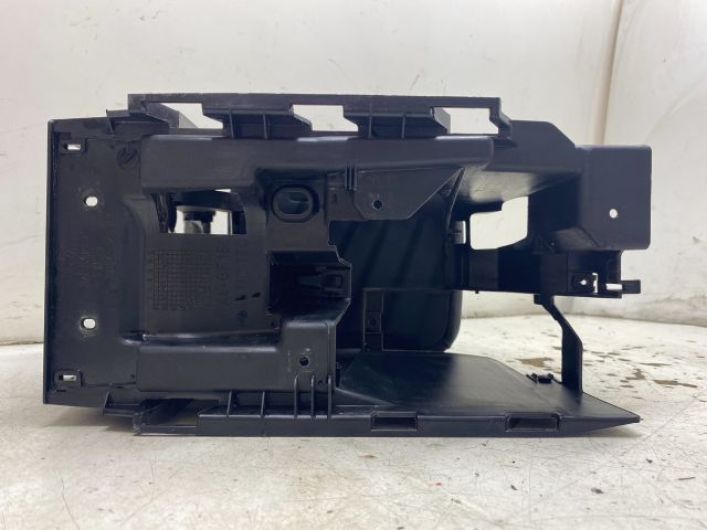 bontott VW GOLF V Könyöklő