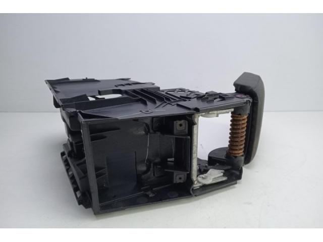 bontott VW GOLF V Könyöklő