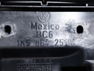 bontott VW GOLF V Könyöklő