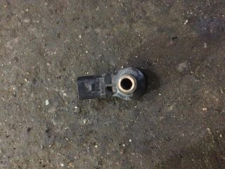 bontott VW GOLF V Kopogás Jeladó