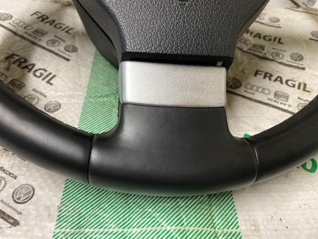 bontott VW GOLF V Kormány