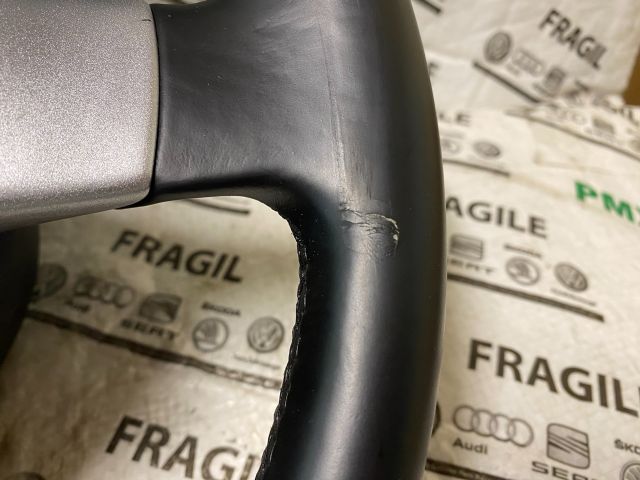 bontott VW GOLF V Kormány