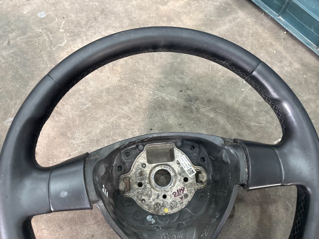 bontott VW GOLF V Kormány