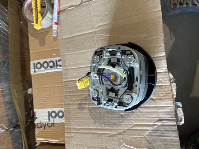 bontott VW GOLF V Kormánylégzsák