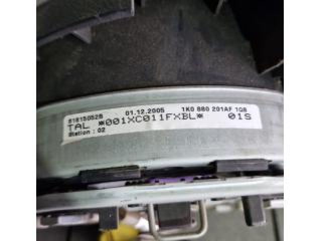 bontott VW GOLF V Kormánylégzsák