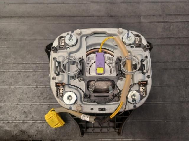 bontott VW GOLF V Kormánylégzsák