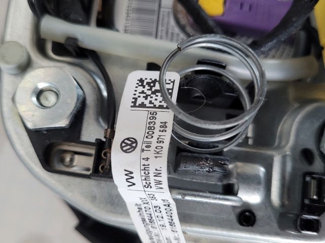 bontott VW GOLF V Kormánylégzsák