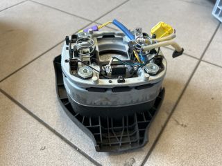 bontott VW GOLF V Kormánylégzsák