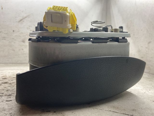 bontott VW GOLF V Kormánylégzsák