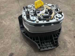 bontott VW GOLF V Kormánylégzsák