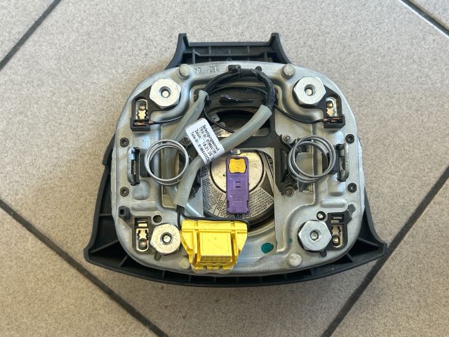 bontott VW GOLF V Kormánylégzsák