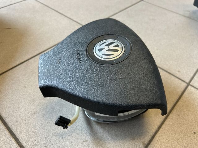 bontott VW GOLF V Kormánylégzsák