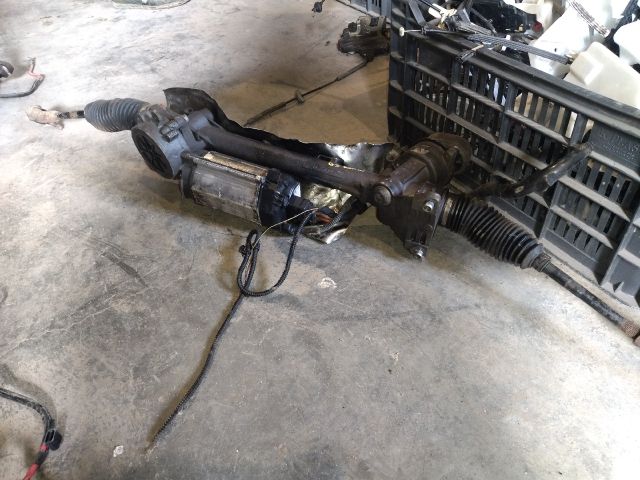 bontott VW GOLF V Kormánymű (Elektromos)