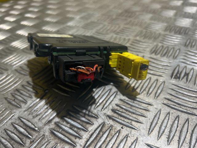 bontott VW GOLF V Kormányoszlop Vezérlő