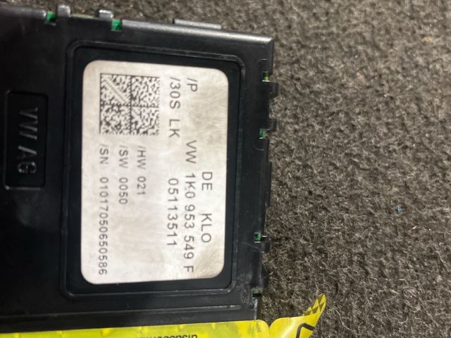 bontott VW GOLF V Kormányoszlop Vezérlő