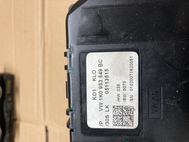 bontott VW GOLF V Kormányoszlop Vezérlő