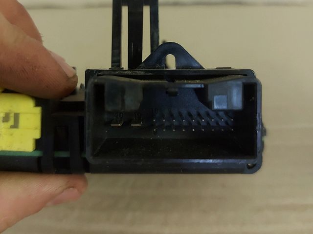 bontott VW GOLF V Kormányoszlop Vezérlő