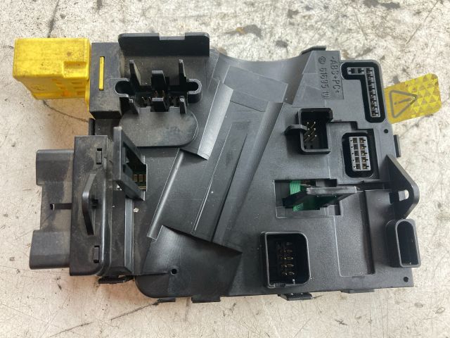 bontott VW GOLF V Kormányoszlop Vezérlő