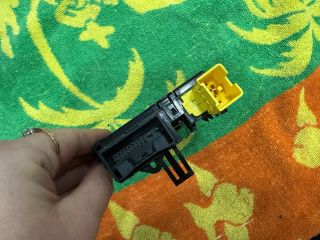 bontott VW GOLF V Kormányoszlop Vezérlő