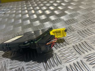 bontott VW GOLF V Kormányoszlop Vezérlő