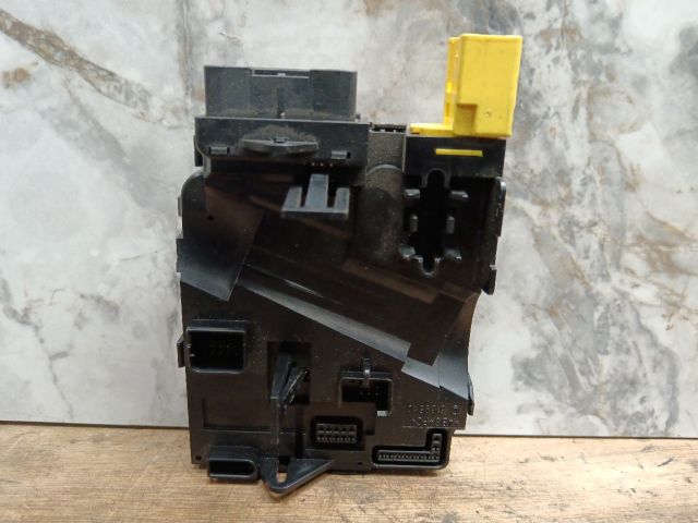 bontott VW GOLF V Kormányoszlop Vezérlő