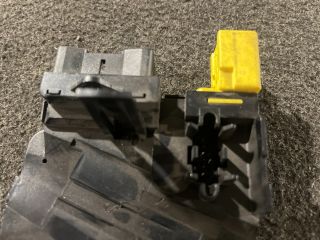 bontott VW GOLF V Kormányoszlop Vezérlő