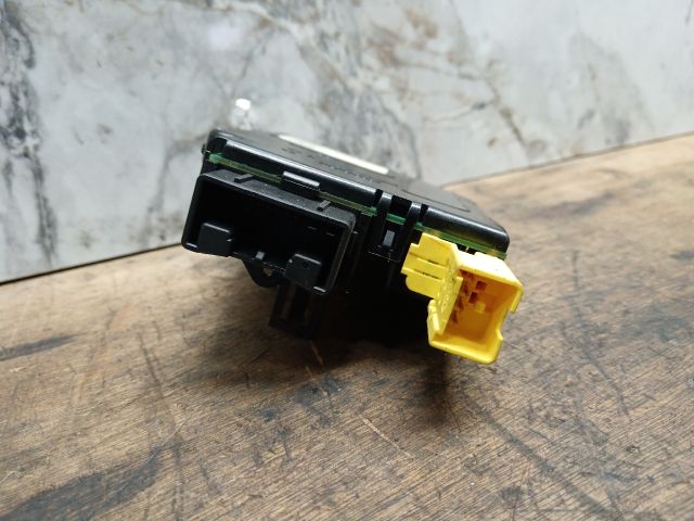 bontott VW GOLF V Kormányoszlop Vezérlő