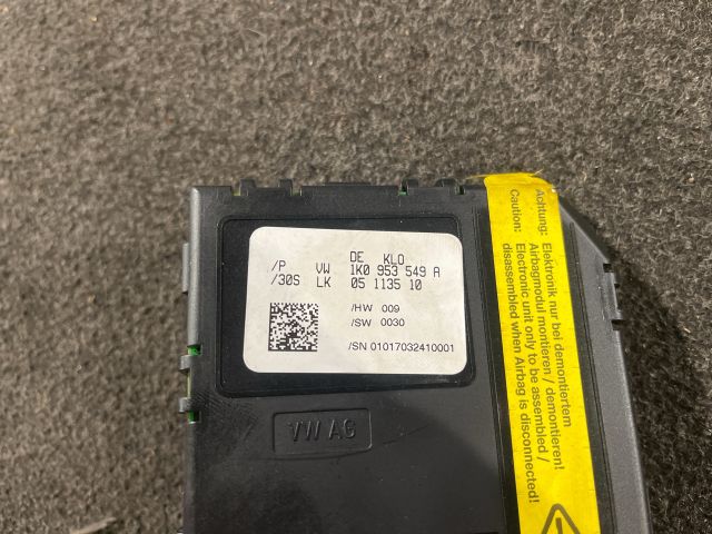 bontott VW GOLF V Kormányoszlop Vezérlő