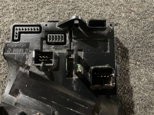 bontott VW GOLF V Kormányoszlop Vezérlő