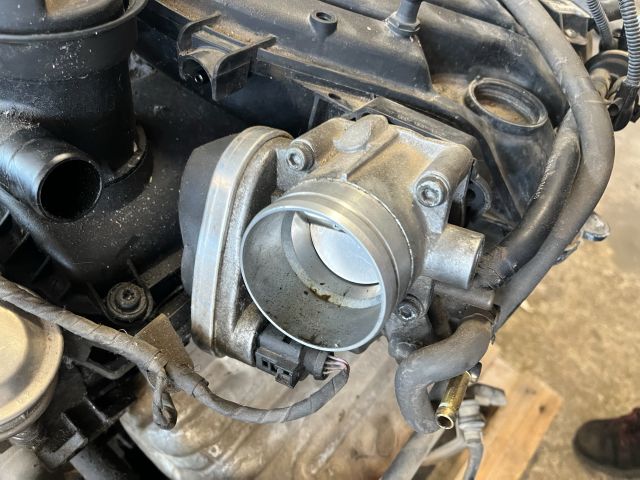 bontott VW GOLF V Kormányszervó Motor (Elektromos)