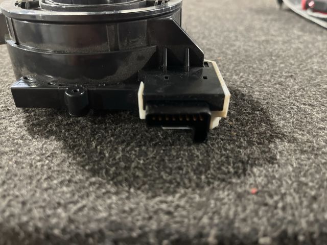 bontott VW GOLF V Kormányszög Jeladó