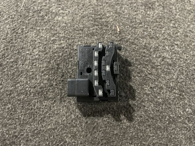 bontott VW GOLF V Kormányszög Jeladó